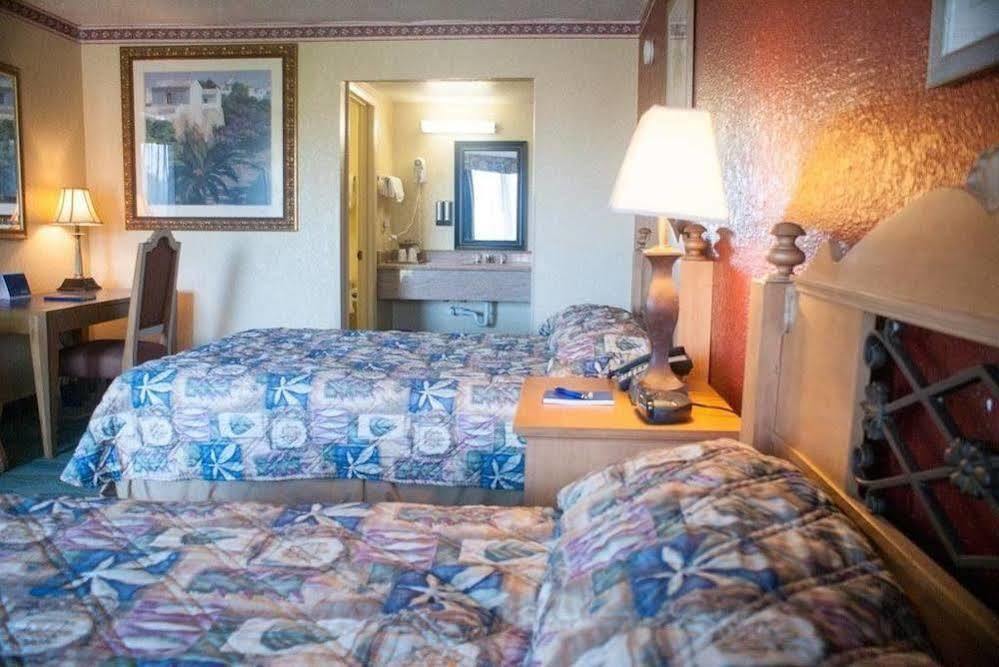 Polynesian Inn Saint Cloud Eksteriør bilde