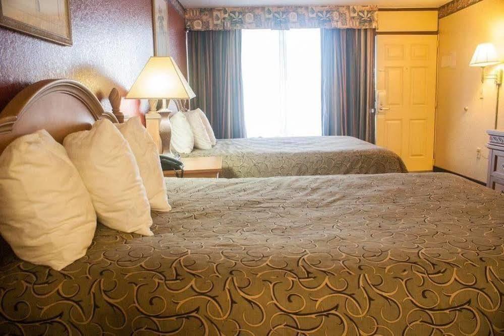 Polynesian Inn Saint Cloud Eksteriør bilde